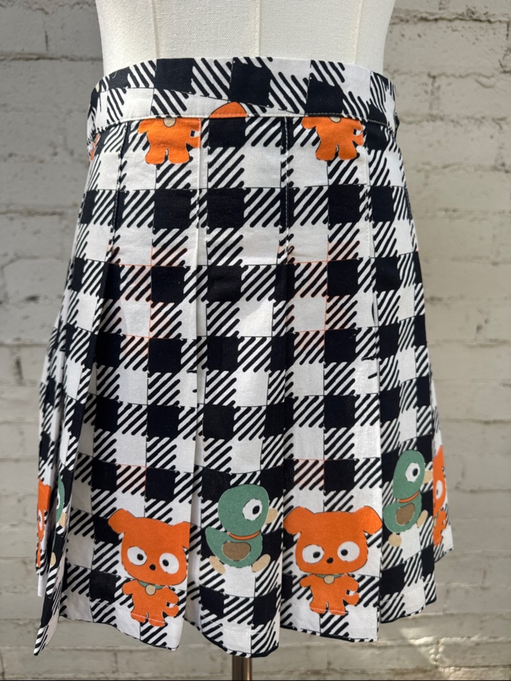 Dumbgood x Sanrio Chococat Pleated Mini Skirt Herringbone Size M - Picture 5 of 15
